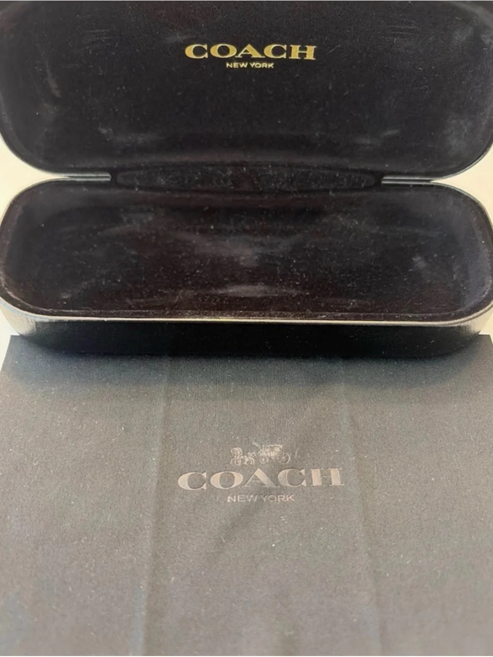 Coach New York Hard Shell Eyeglasses/Sunglasses Case with Cleaning Cloth – Black